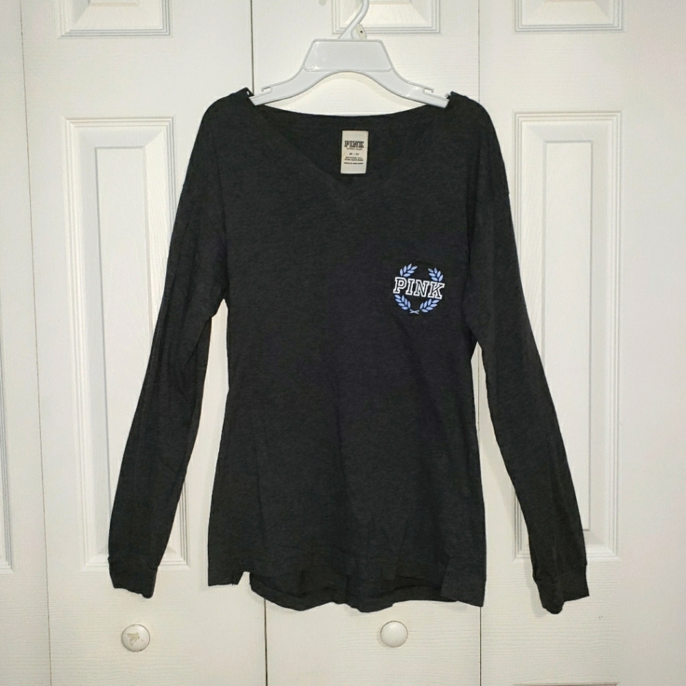 NWOT PINK Women’s Campus Long Sleeve Tee